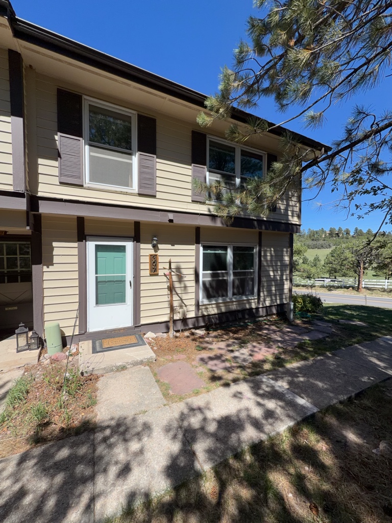 397 Raspberry Lane
