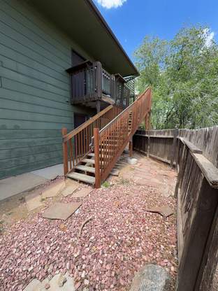 2544 King Court